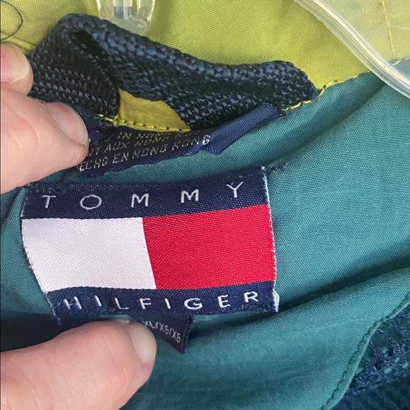 Tommy Hilfiger Green and Yellow Windbreaker for Men xl - Picture 2 of 4